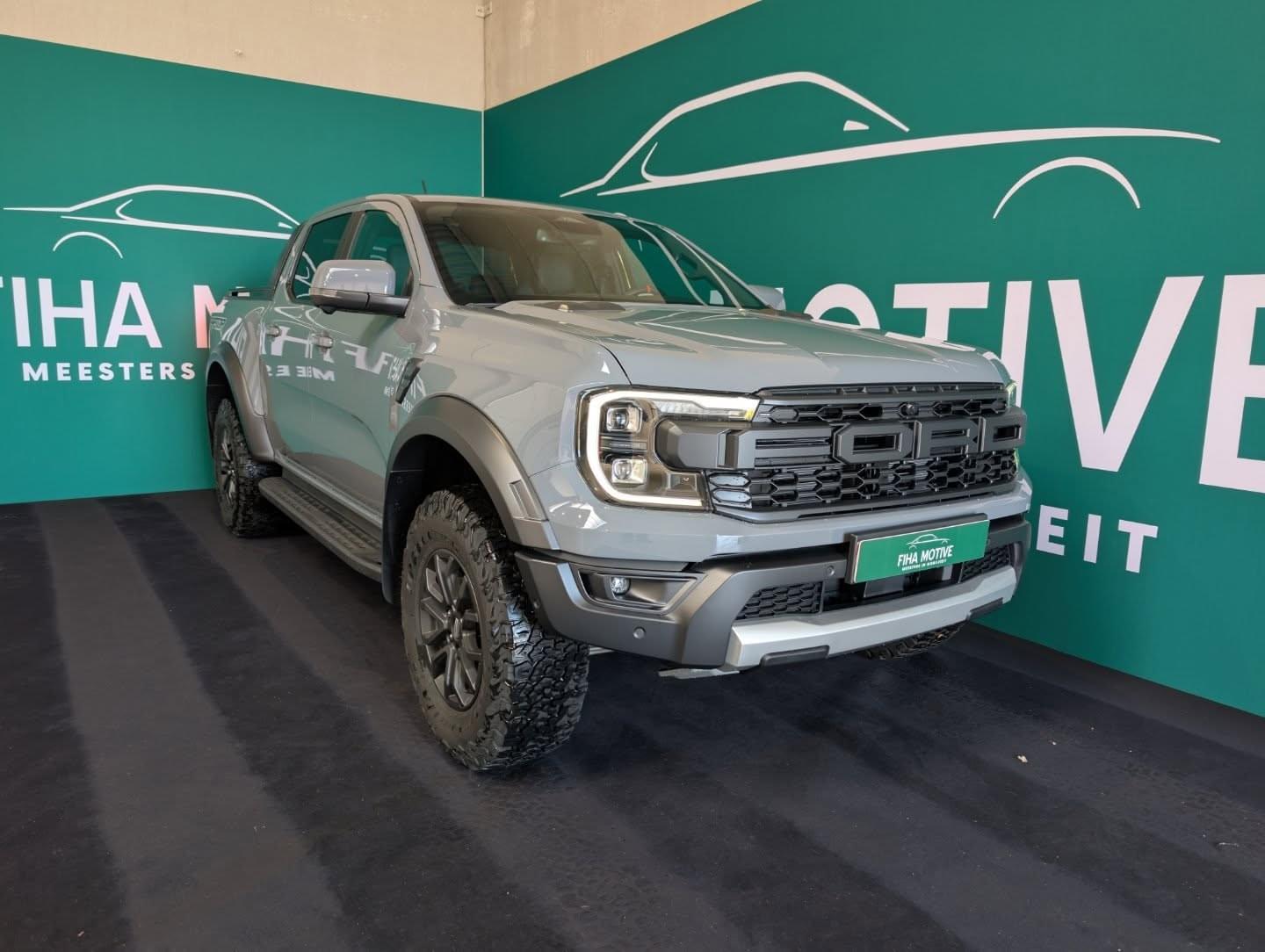 Verkochte nieuwe auto Ford Ranger Raptor in showroom FiHa